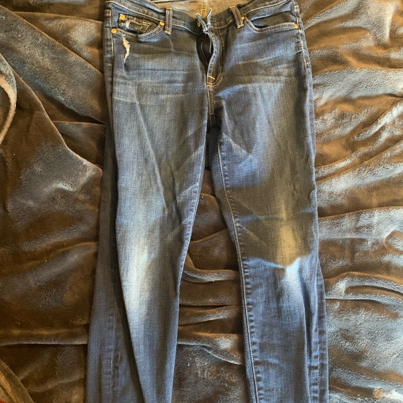 7 for all Mankind medium wash, skinny jeans - Picture 6 of 6